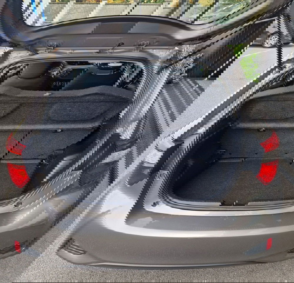 Toyota Yaris usata a Milano (13)