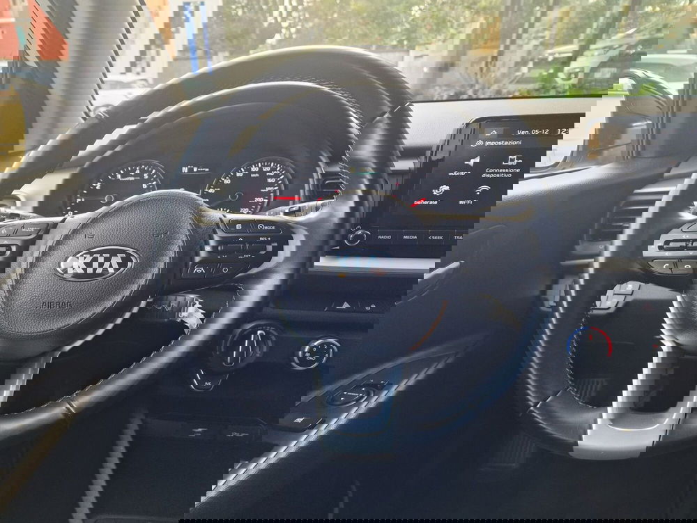 Kia Stonic usata a Milano (10)