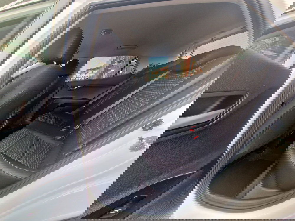 Kia Stonic usata a Milano (8)