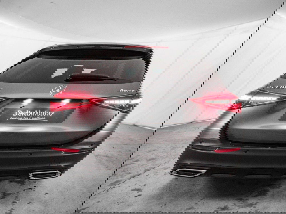 Mercedes-Benz Classe C Station Wagon nuova a Macerata (3)