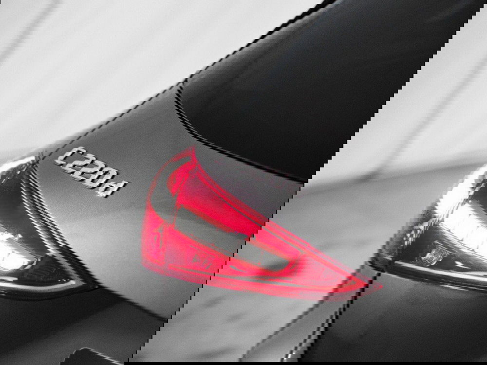 Mercedes-Benz Classe C Station Wagon nuova a Macerata (9)