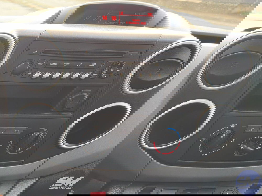 Peugeot Partner usata a Siena (10)