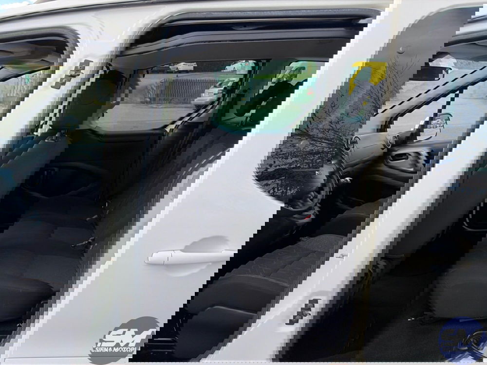 Peugeot Partner usata a Siena (17)