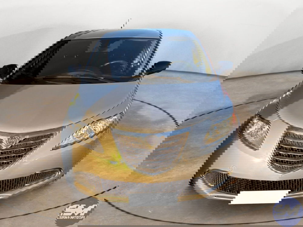 Lancia Ypsilon usata a Siena (6)