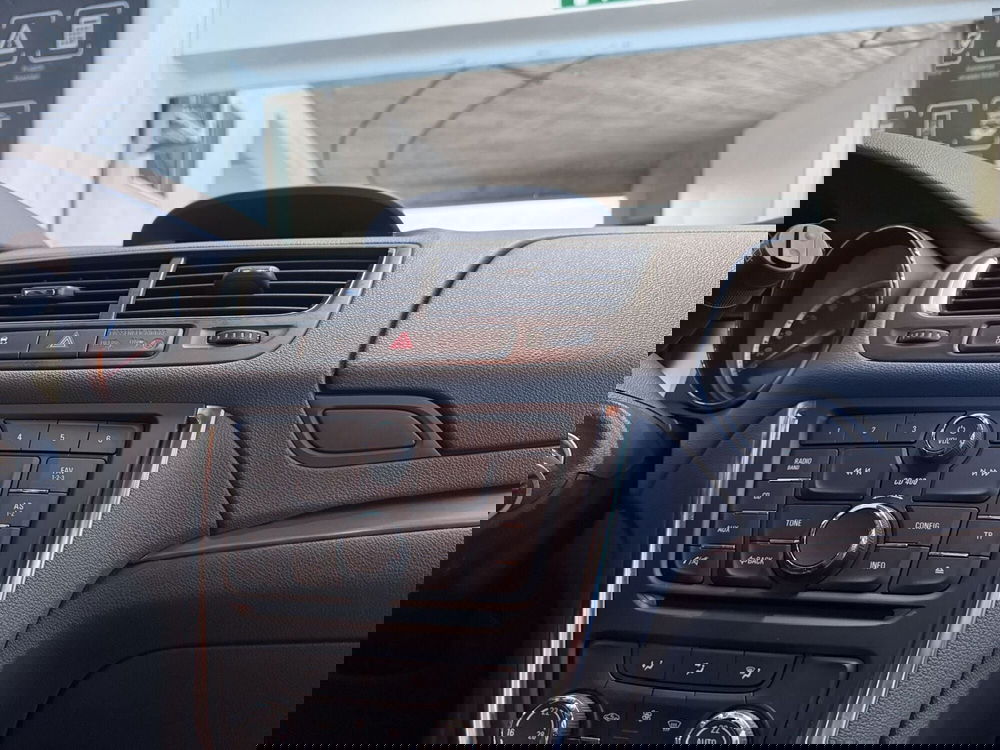 Opel Mokka usata a Messina (12)