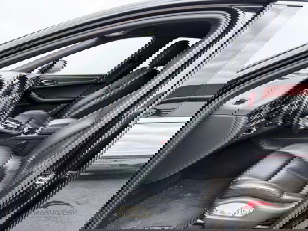 Porsche Macan usata a Perugia (10)