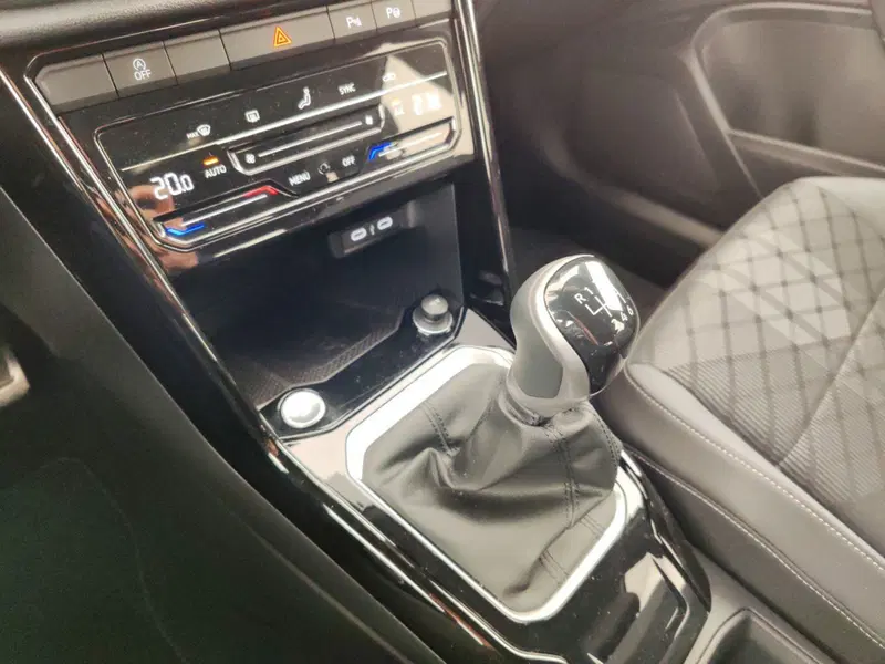 Volkswagen T-Roc usata a Massa-Carrara (11)