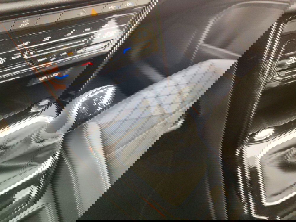 Volkswagen T-Roc usata a Massa-Carrara (11)