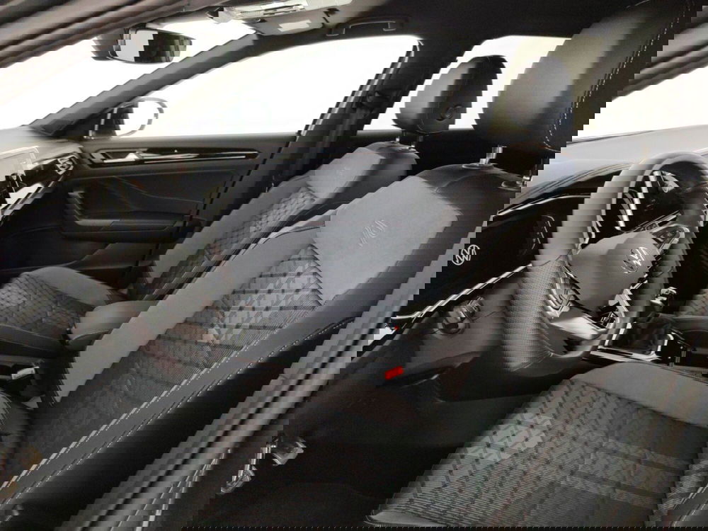 Volkswagen T-Roc usata a Massa-Carrara (7)