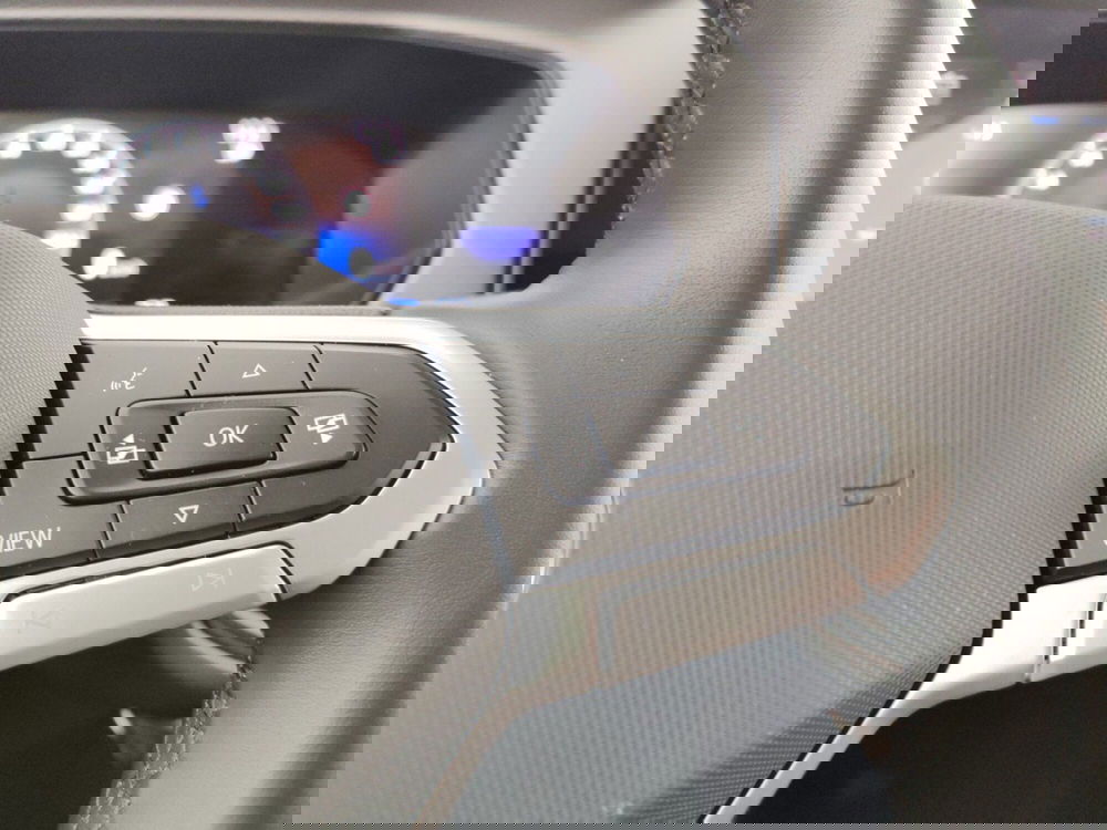 Volkswagen T-Cross usata a Massa-Carrara (13)