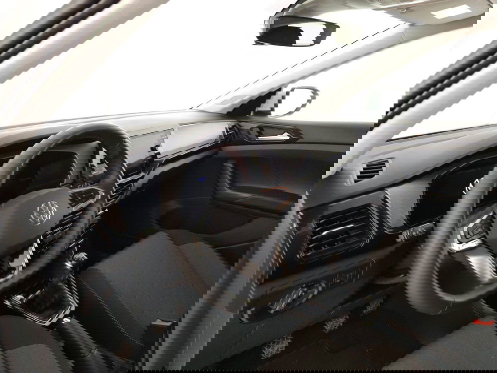 Volkswagen T-Cross usata a Massa-Carrara (8)