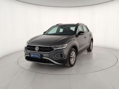 Volkswagen T-Roc 1.5 tsi Life dsg del 2024 usata a Massa