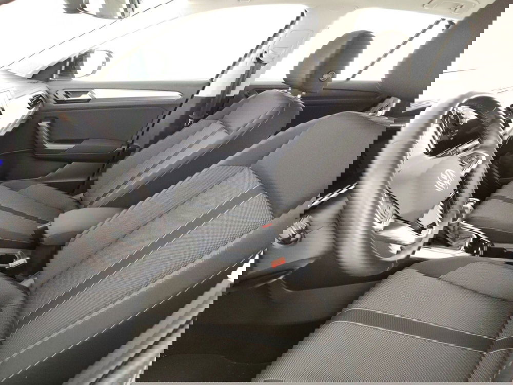 Volkswagen T-Roc usata a Massa-Carrara (7)