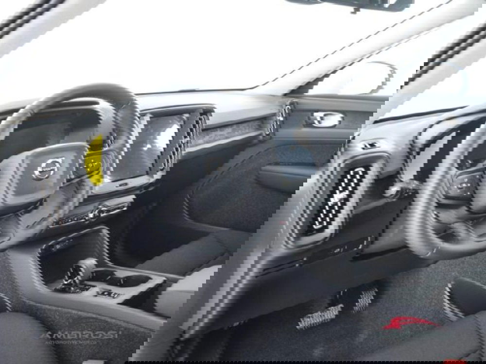 Volvo XC40 nuova a Perugia (8)