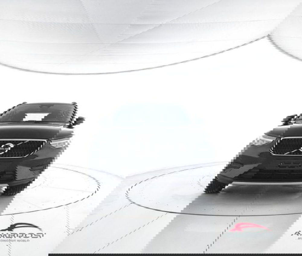 Volvo XC40 nuova a Perugia (5)