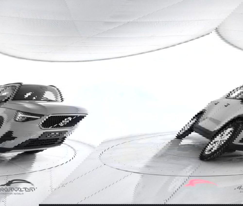 Volvo XC40 nuova a Perugia (2)