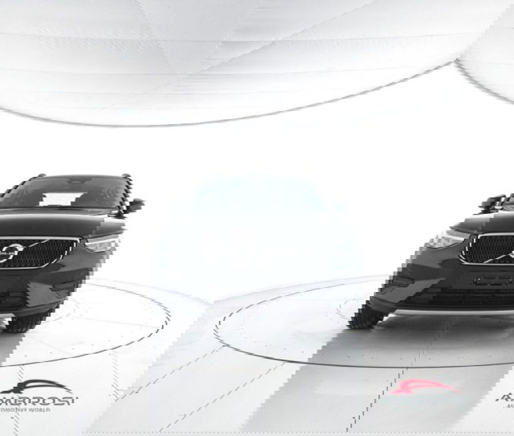 Volvo XC40 nuova a Perugia (5)