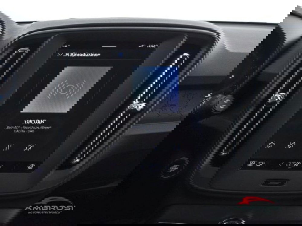 Volvo XC40 nuova a Perugia (13)