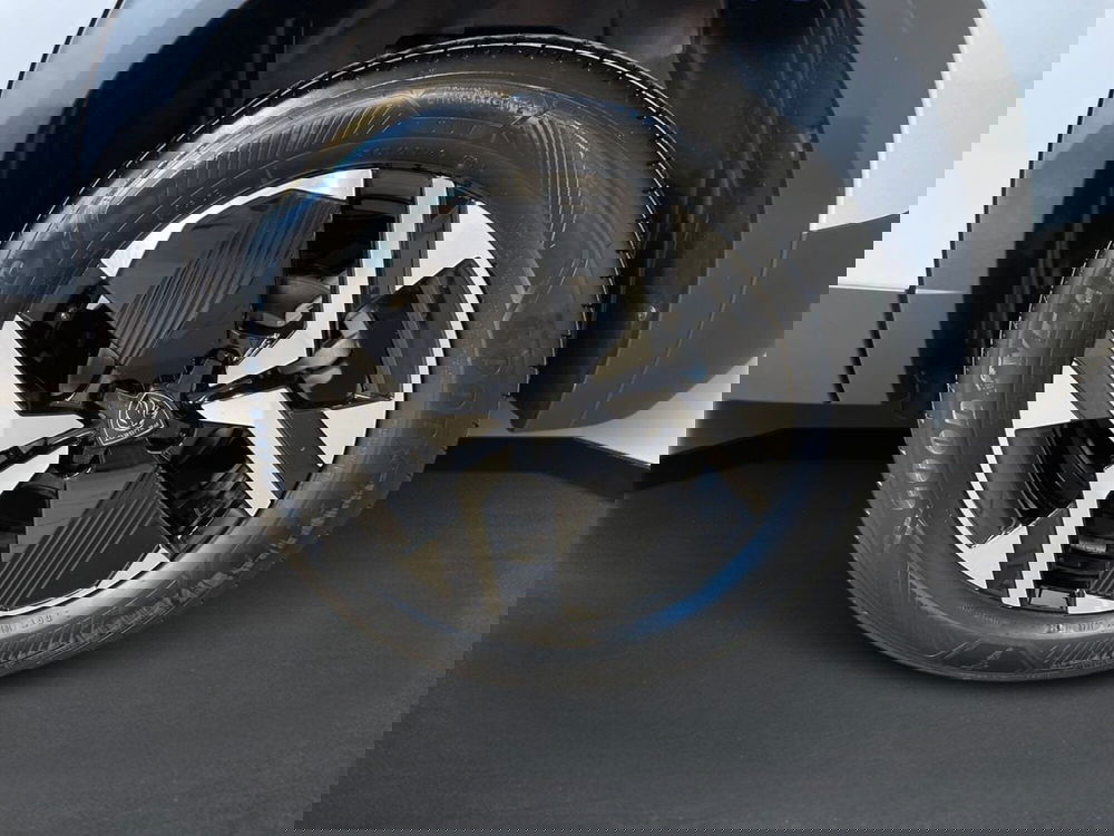 Peugeot 2008 nuova a Salerno (8)