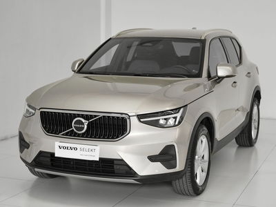 Volvo XC40 B3 automatico Core del 2023 usata a Prato