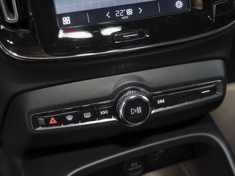 Volvo XC40 usata a Prato (14)