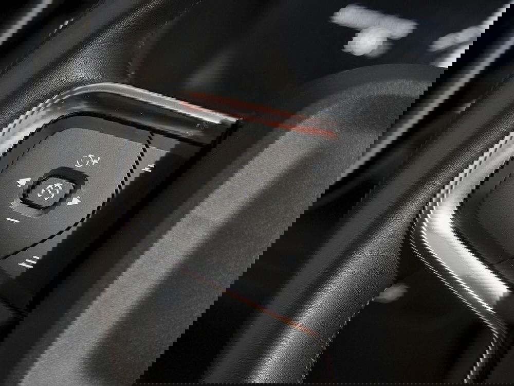 Volvo XC40 usata a Prato (9)