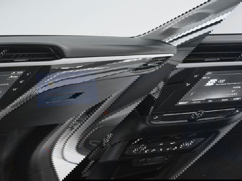 Opel Corsa usata a Prato (12)