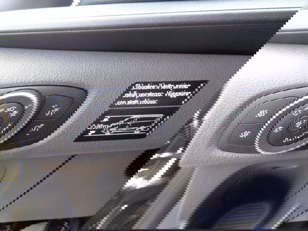 Ford Transit Custom Furgone usata a Treviso (10)