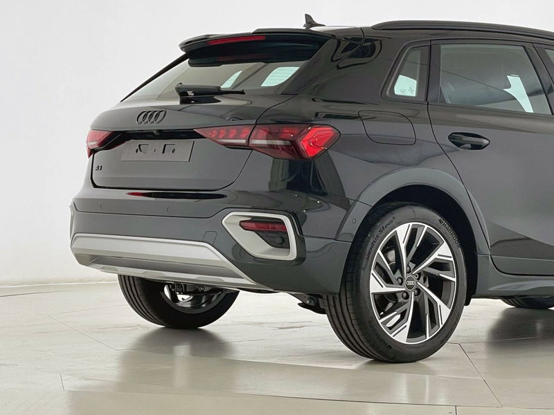 Audi A3 allstreet nuova a Perugia (2)