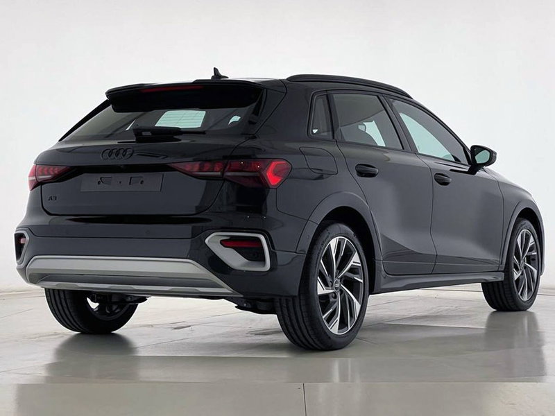 Audi A3 allstreet nuova a Perugia (3)