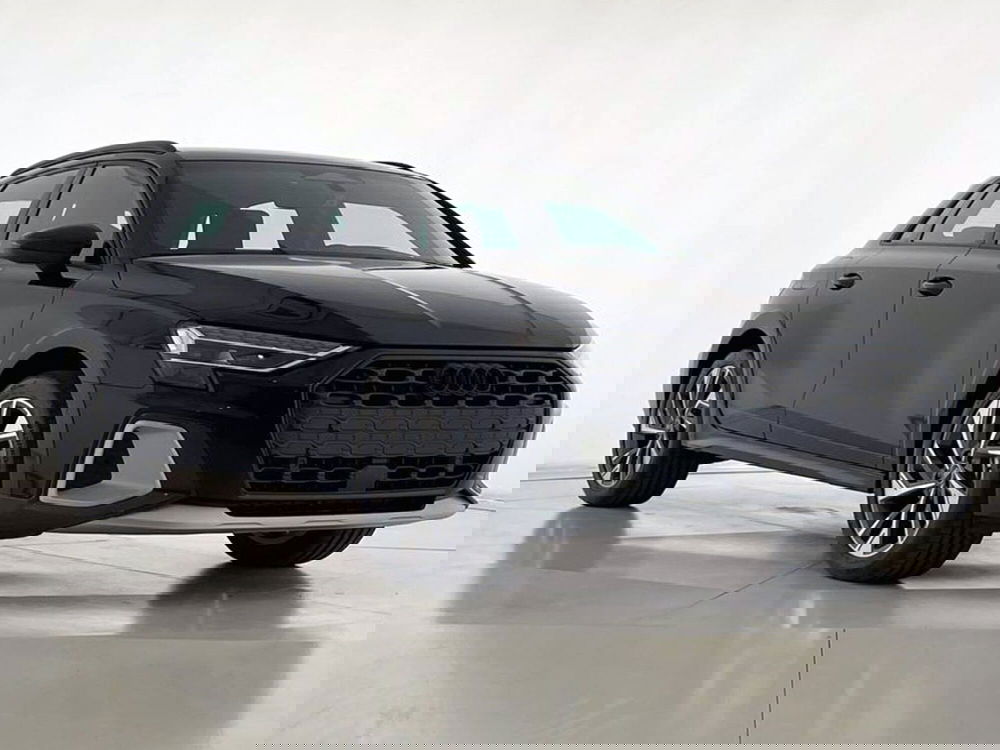 Audi A3 allstreet nuova a Perugia (6)