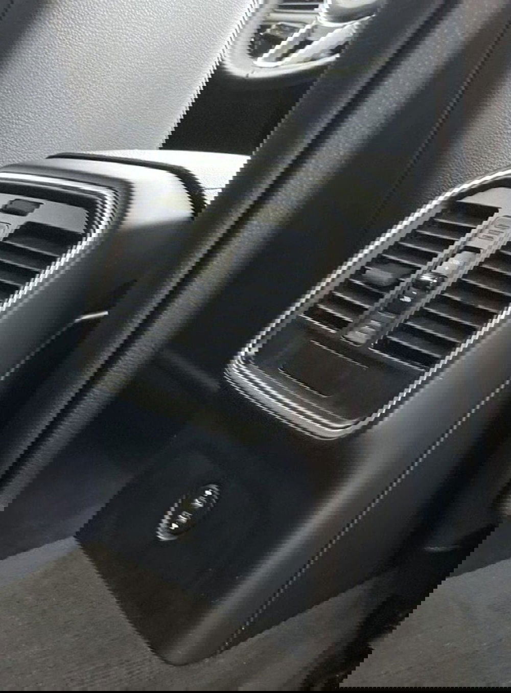 Porsche Macan usata a Perugia (13)