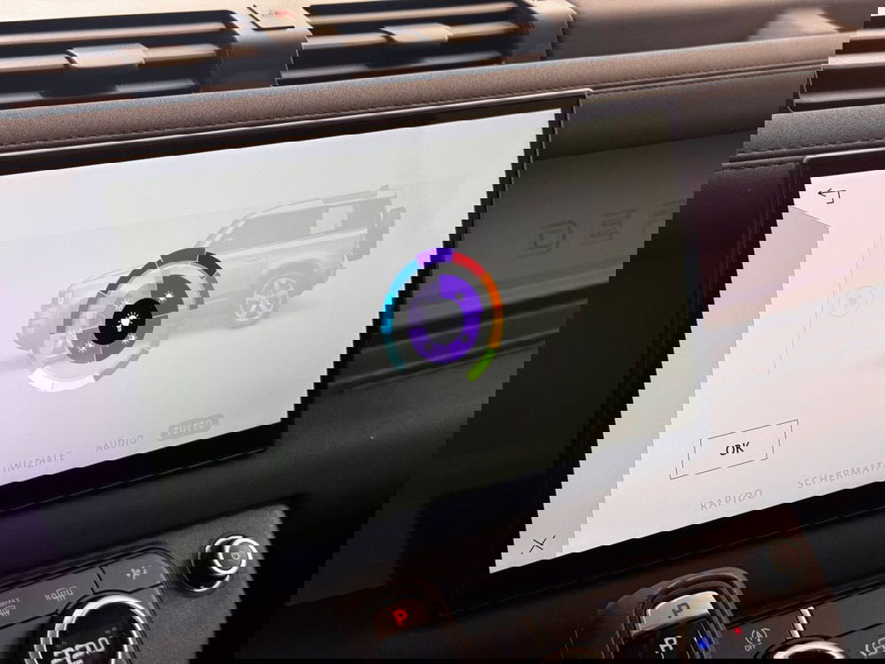 Land Rover Defender usata a Savona (12)