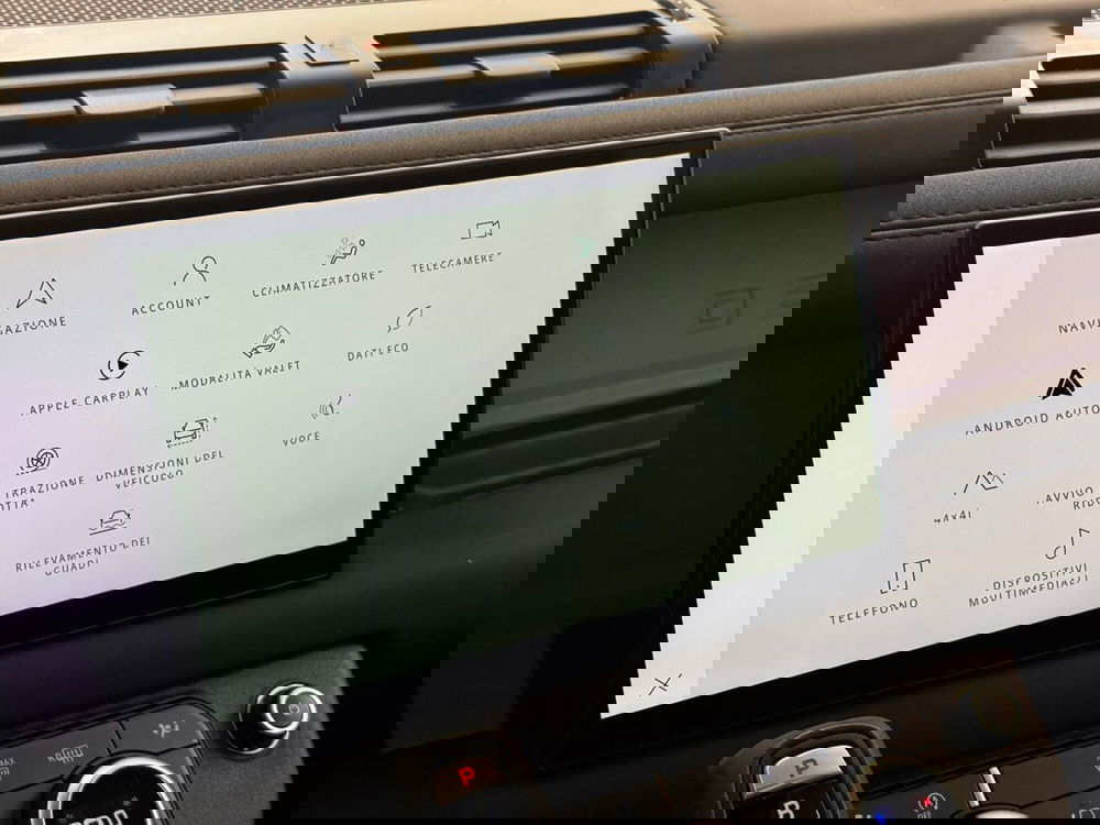 Land Rover Defender usata a Savona (17)