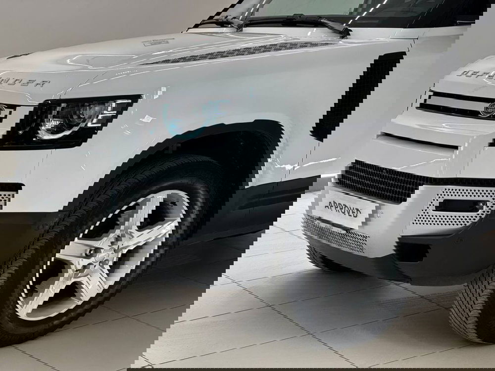 Land Rover Defender usata a Savona (19)