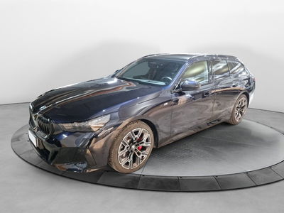 BMW Serie 5 Touring 520d  48V xdrive MSport Pro auto del 2024 usata a San Nicola la Strada