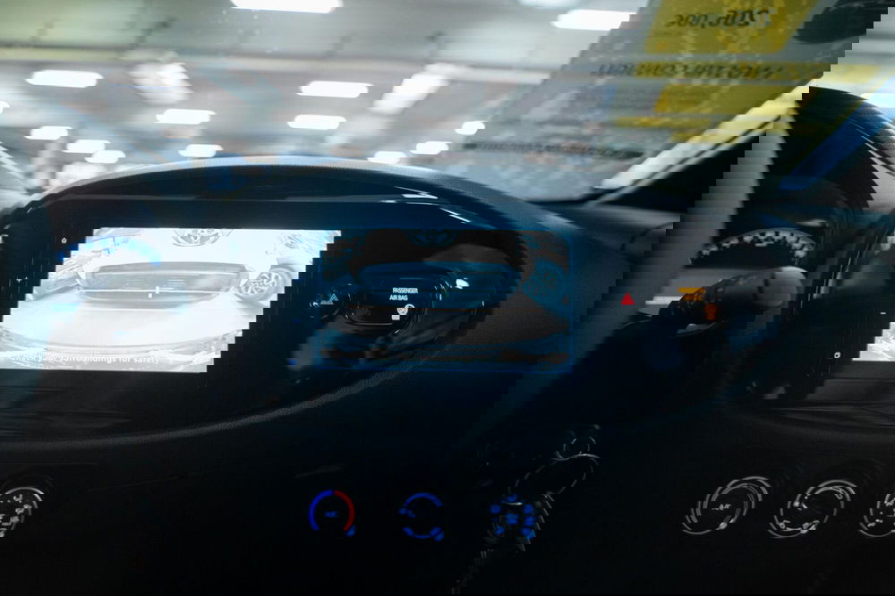 Toyota Aygo X nuova a Torino (10)