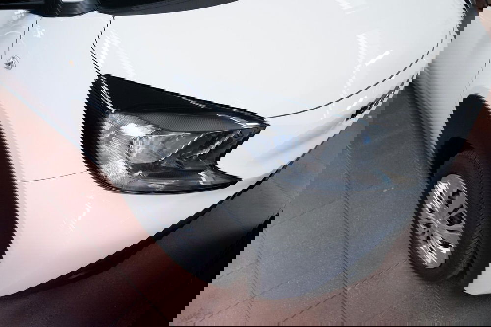 Toyota Aygo X nuova a Torino (15)