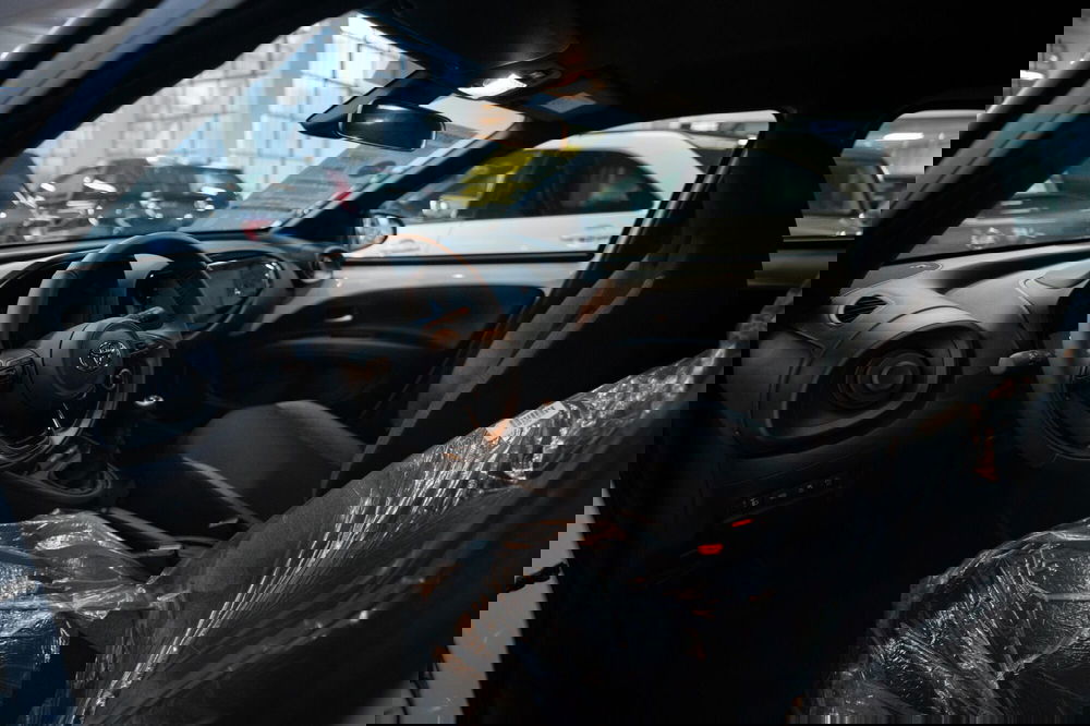 Toyota Aygo X nuova a Torino (4)