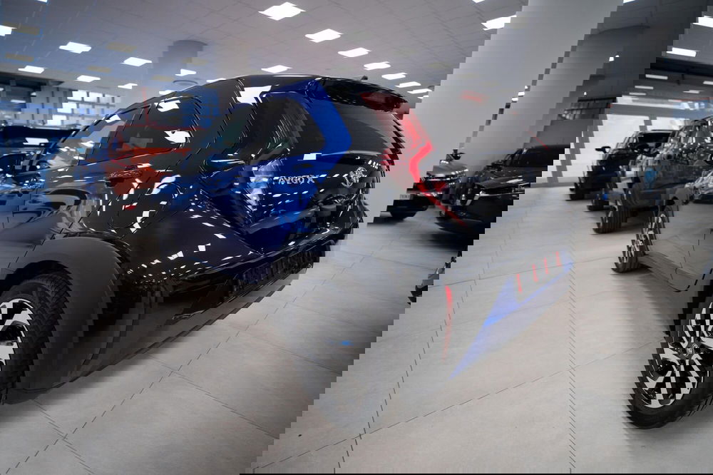 Toyota Aygo X nuova a Torino (18)