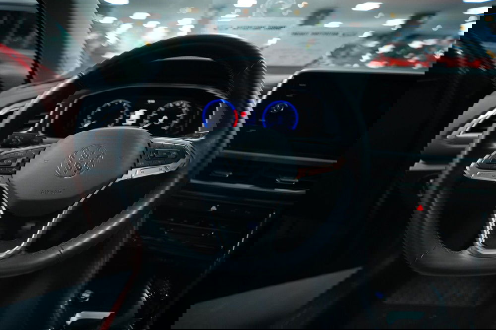 Volkswagen T-Roc usata a Torino (10)