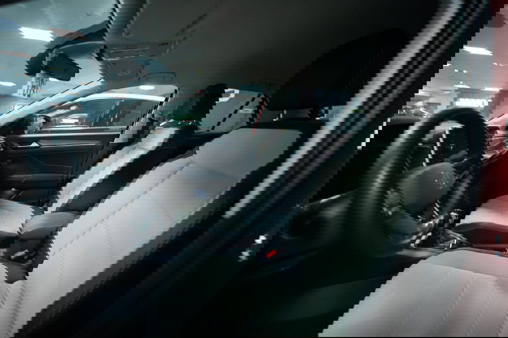 Volkswagen T-Roc usata a Torino (6)