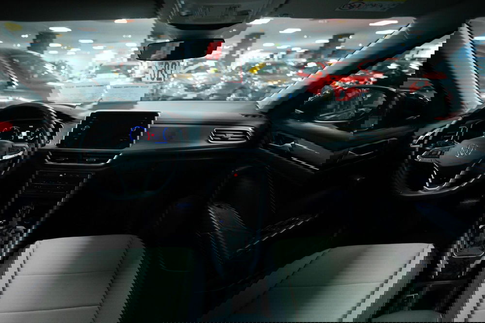 Volkswagen T-Roc usata a Torino (8)