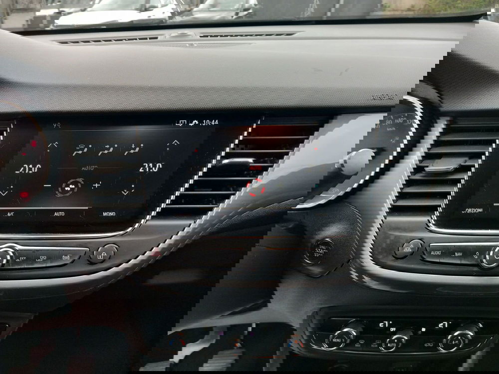 Opel Crossland X usata a Lucca (16)