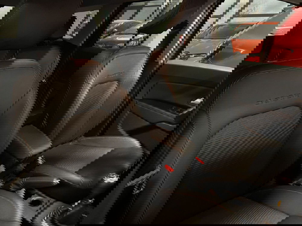 Dacia Duster usata a Milano (13)