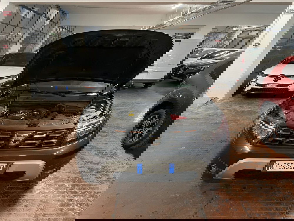 Dacia Duster usata a Milano (16)