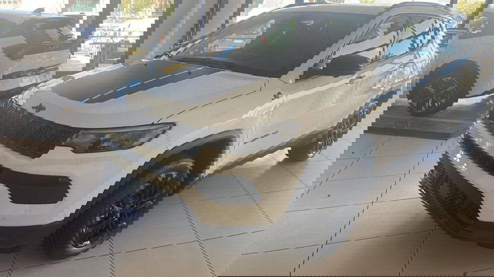 Jeep Compass nuova a Salerno