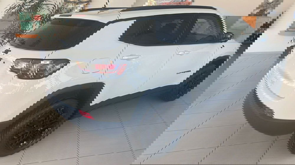 Jeep Compass nuova a Salerno (3)