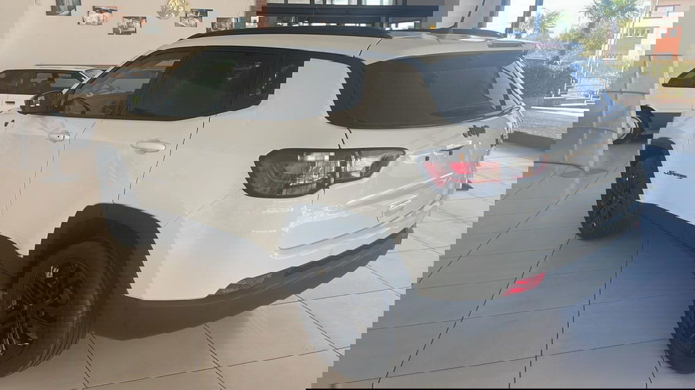 Jeep Compass nuova a Salerno (4)