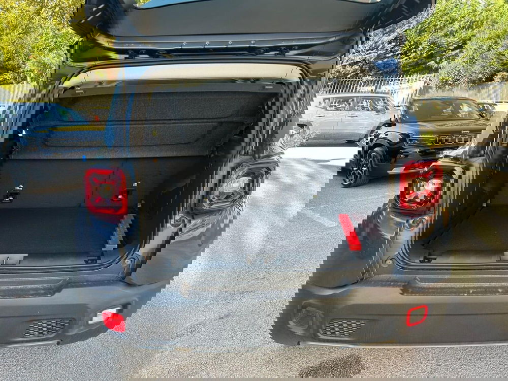 Jeep Renegade usata a Salerno (15)